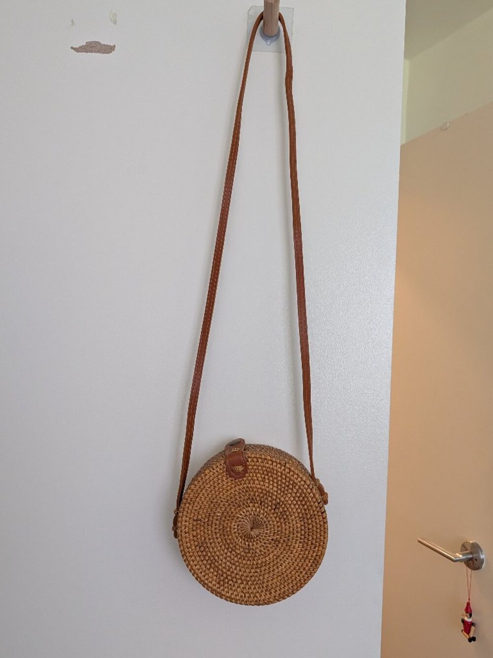 Rattan Woven Round Circle Crossbody Bag Leather Strap Boho Bali Style